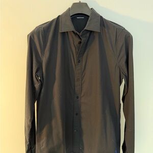 Kit and Ace Men's Dark Button Down Shirt